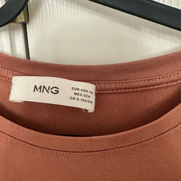 Mango Long Sleeve Crop Top | Trendy Chic Stretch Fit - Picture 2 of 4